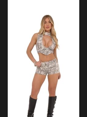 Gray Tie-Dye Cutout Crop Top - Women Ser